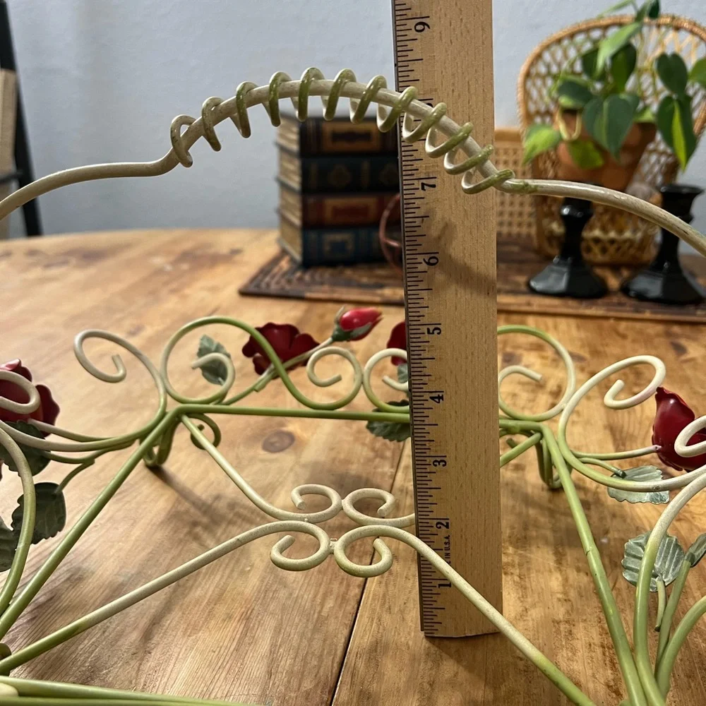 Red Roses Iron Plate Holder